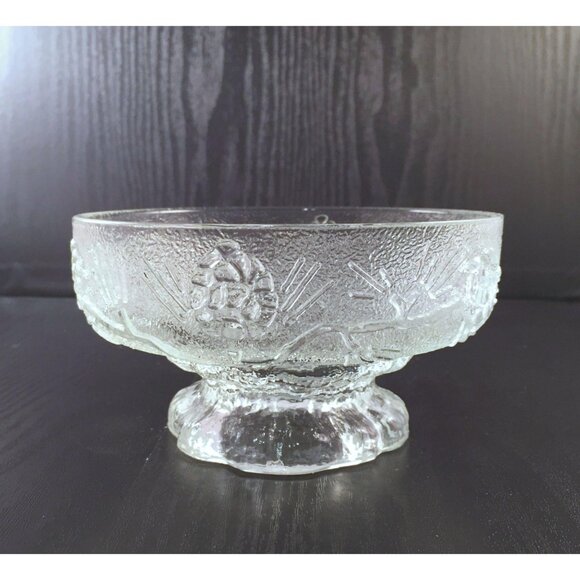 2 Tiara Ponderosa Pine Individual Salad Bowls Footed Pine Cones Indiana Glass In - Picture 4 of 10